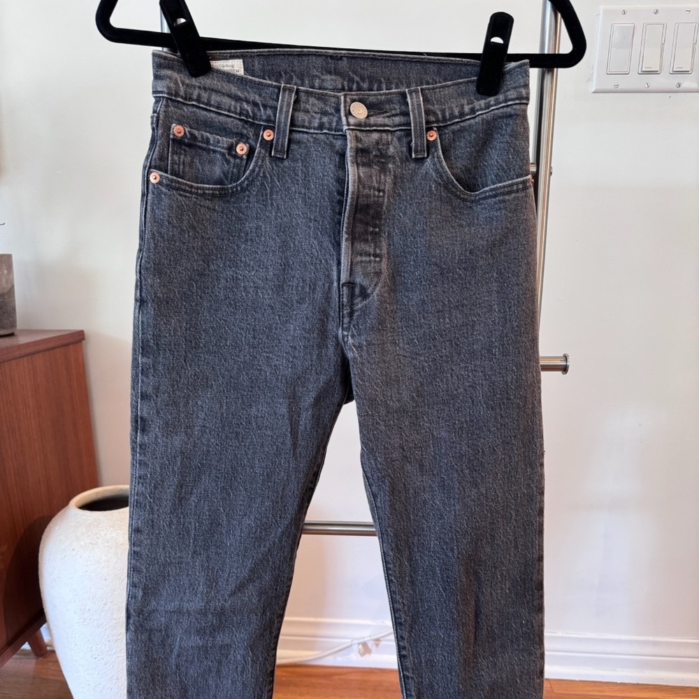 Levi's 501 Crop Stretch Denim - Washed Black